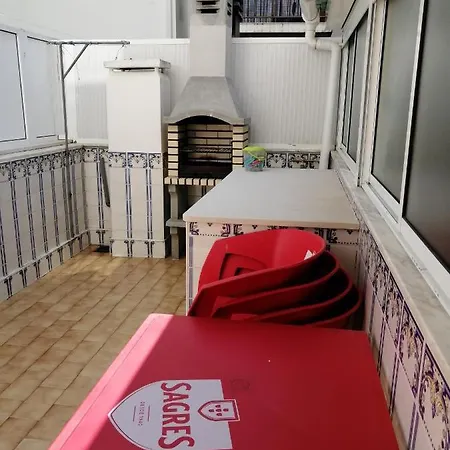 Apartamentos Lazarino1 Nazare Exterior photo